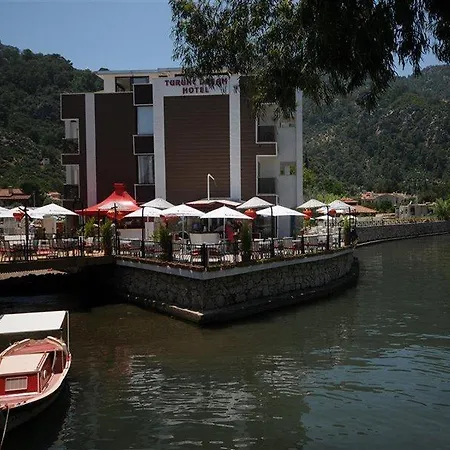 Dream Hotel 3*