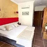 Dream Hotel 4*